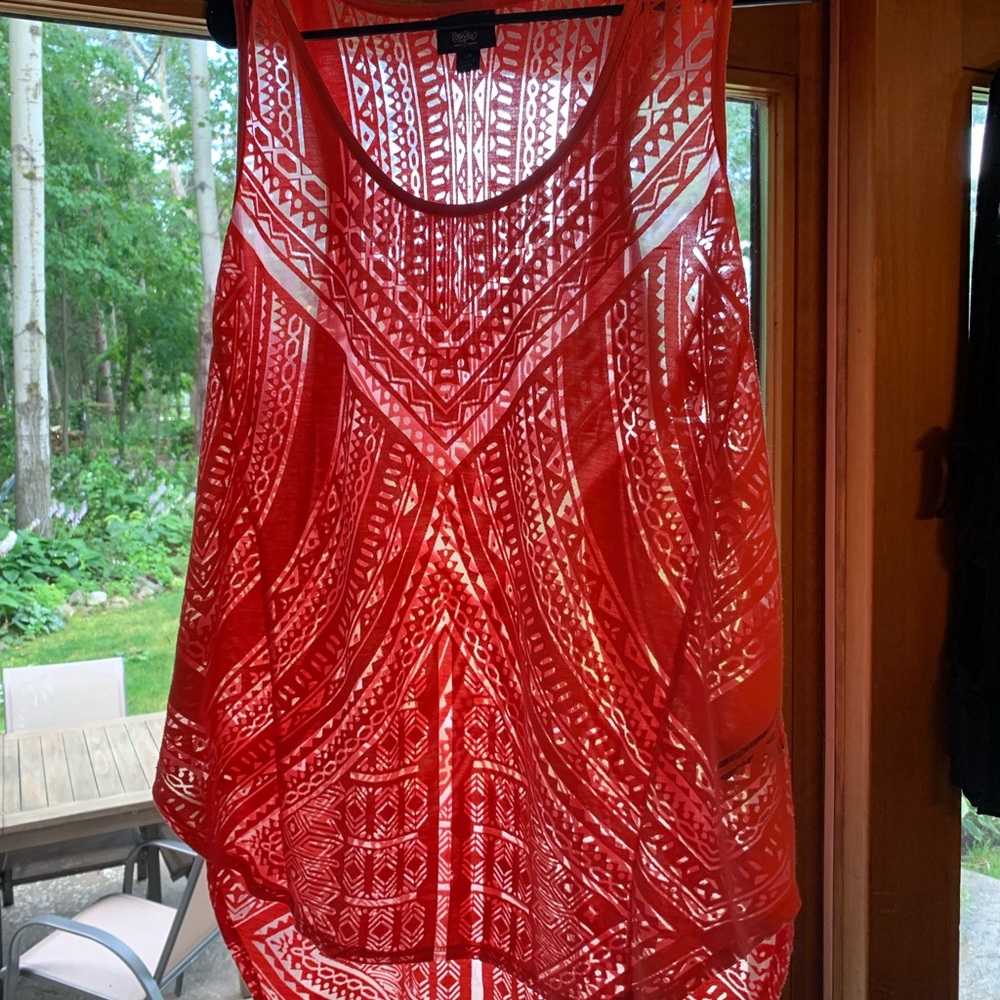 Coral lace tank
